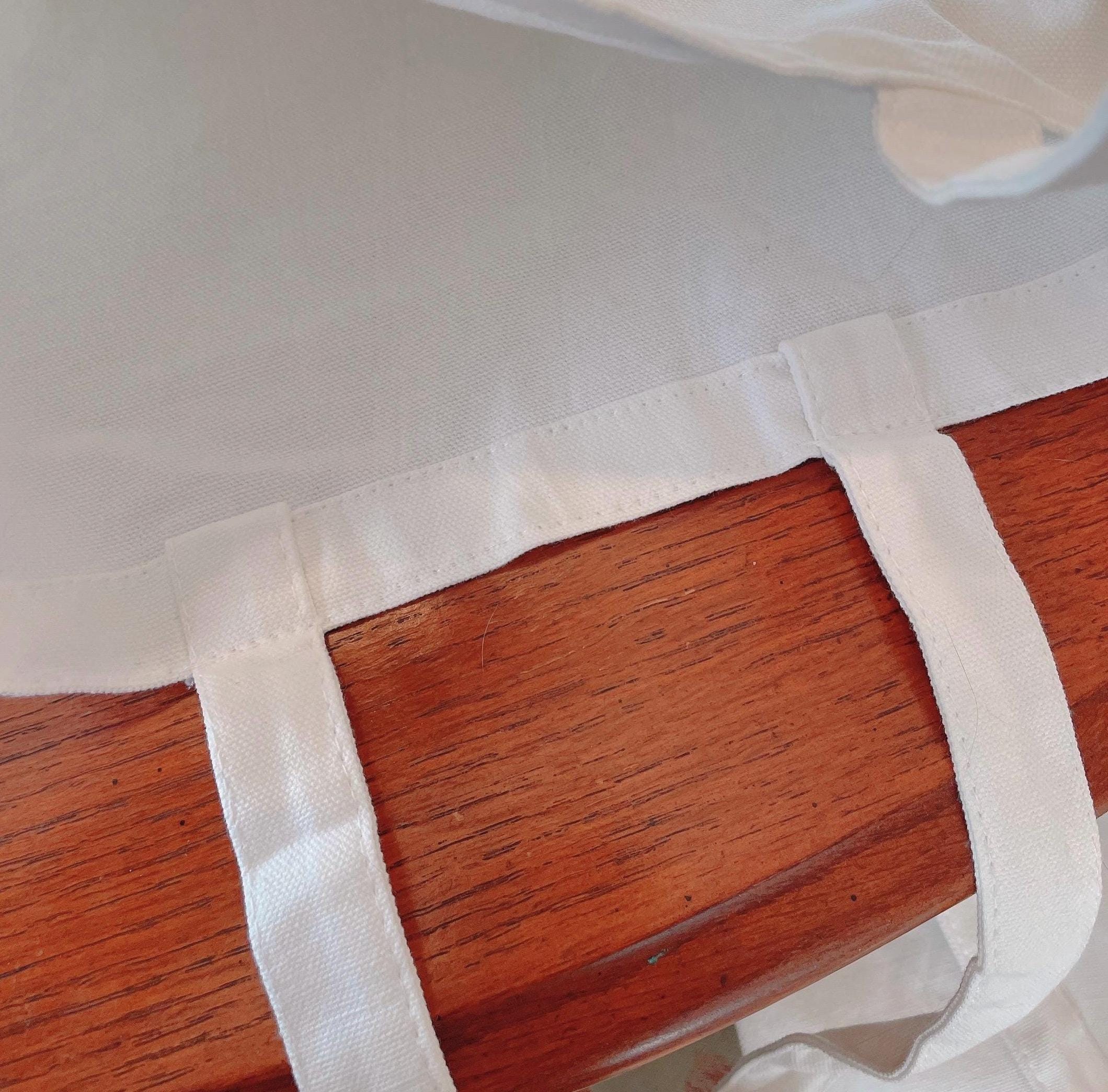 Harbor Seal Egg! Tote bag